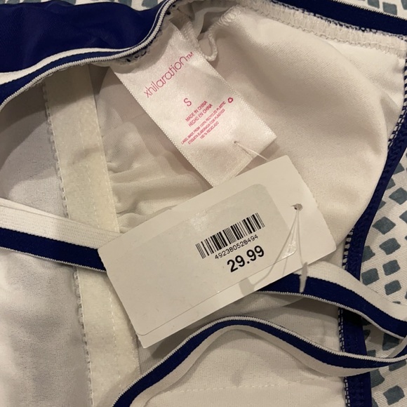 Xhilaration One-Piece Bathing Suit - Picture 5 of 5